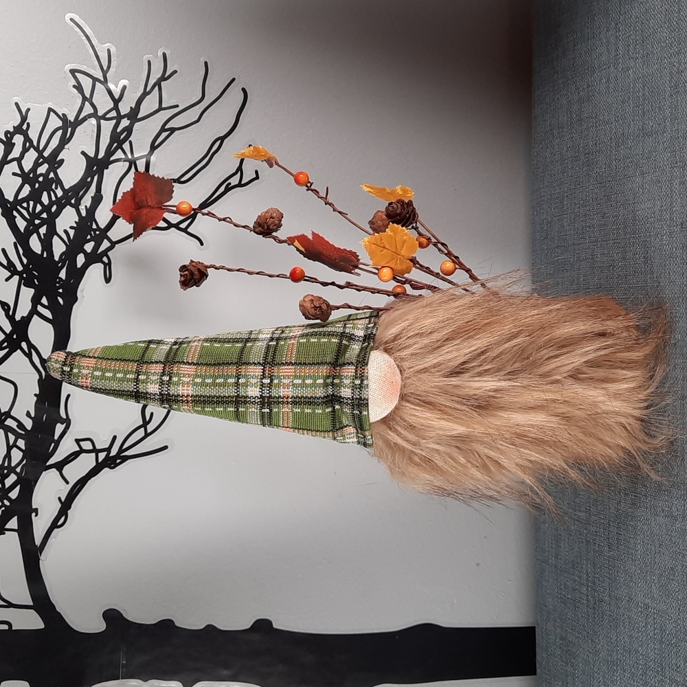 Fall Harvest Gnome Figure Decor Decoration Plaid Leaves Berries Whimsical